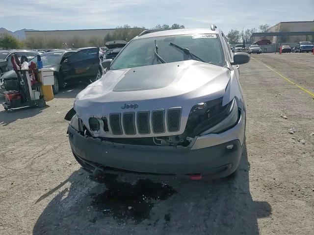 2019 Jeep Cherokee - Image 11