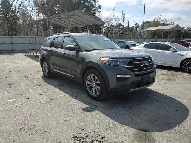 2020 Ford Explorer - Image 11