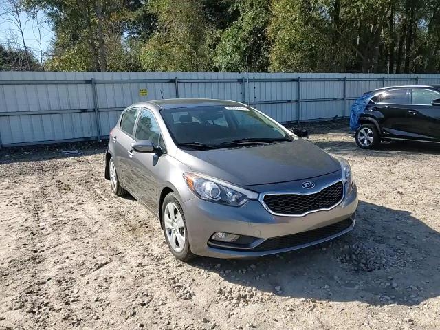 2016 Kia Forte - Image 13