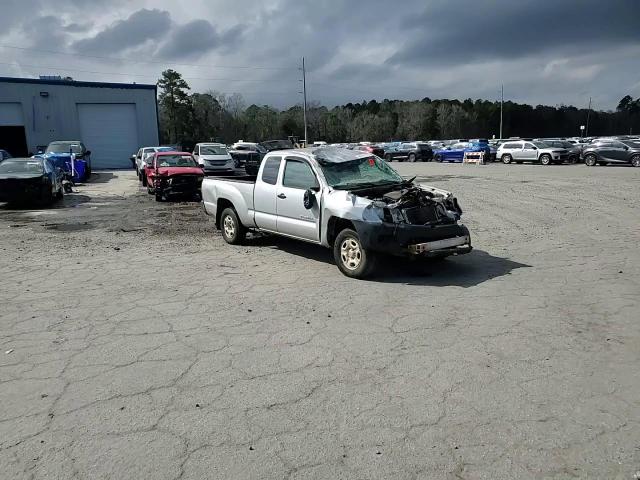2013 Toyota Tacoma - Image 13