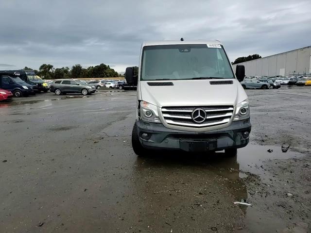 2016 Mercedes-Benz Sprinter - Image 12