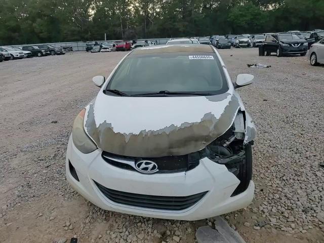 2013 Hyundai Elantra - Image 10