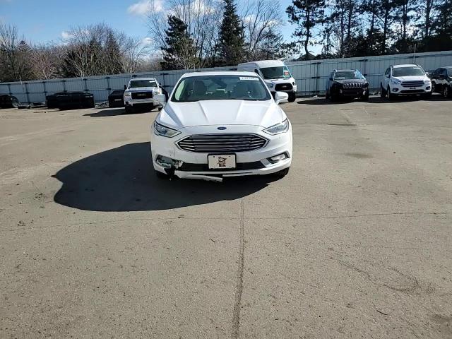 2018 Ford Fusion - Image 11