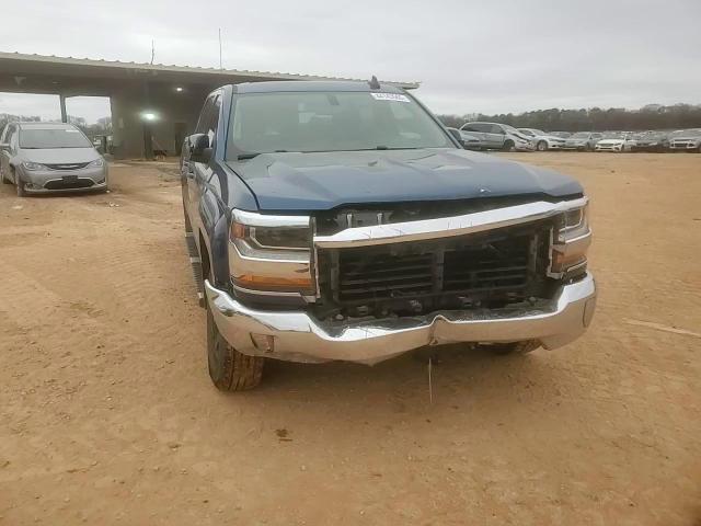 2018 Chevrolet Silverado - Image 14