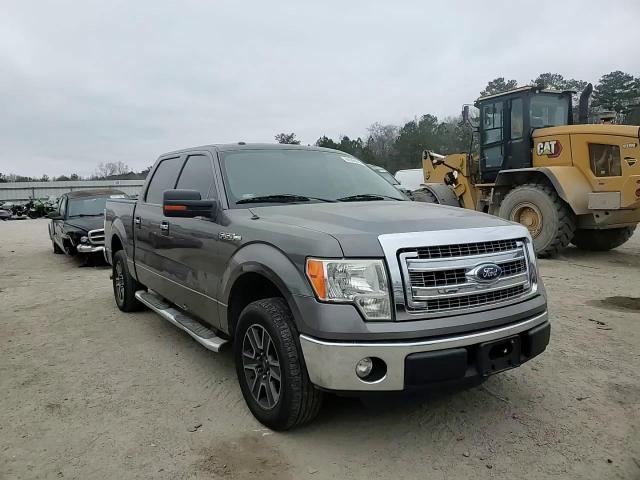 2013 Ford F-150 - Image 11