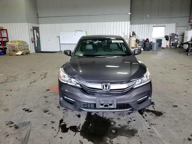2017 Honda Accord - Image 10