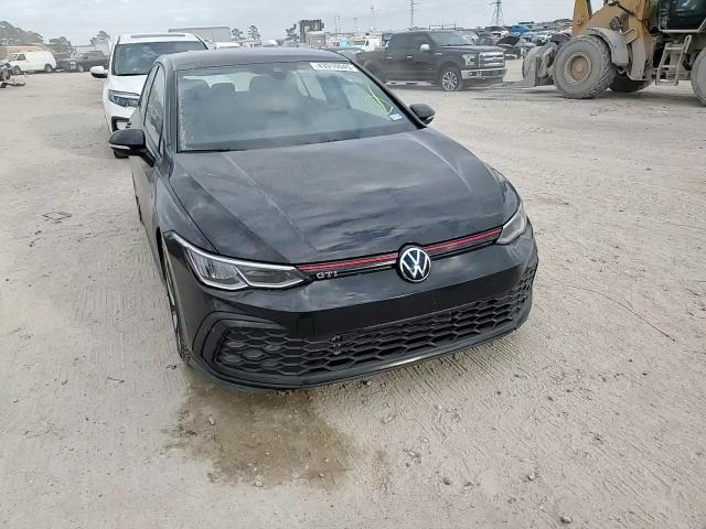 2022 Volkswagen GTI - Image 11