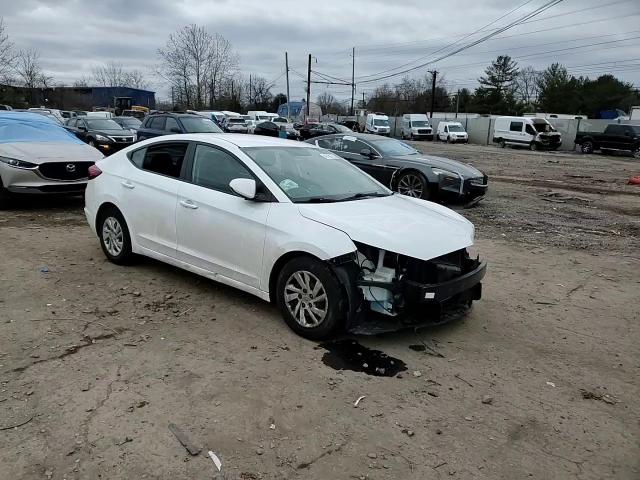 2019 Hyundai Elantra - Image 11