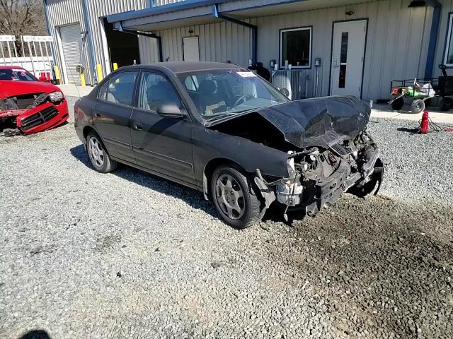 2003 Hyundai Elantra - Image 10
