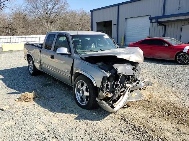2000 Chevrolet Silverado C1500 VIN: 1GCEC19T4YZ183443 Lot: 46605465