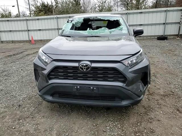 2022 Toyota RAV 4 - Image 11