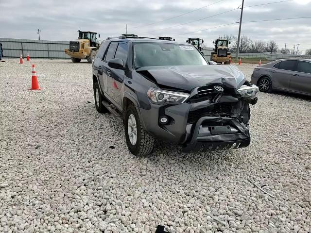 2022 Toyota 4Runner - Image 11