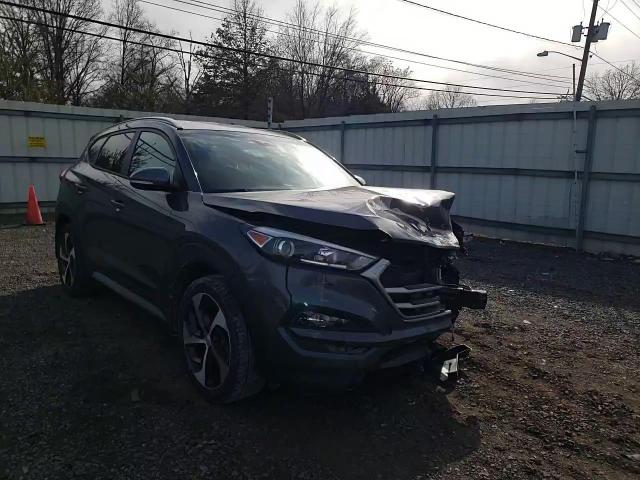2018 Hyundai Tucson - Image 12