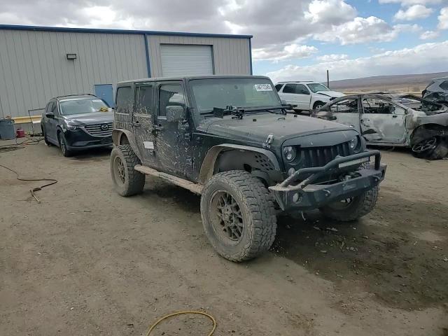 2014 Jeep Wrangler - Image 13