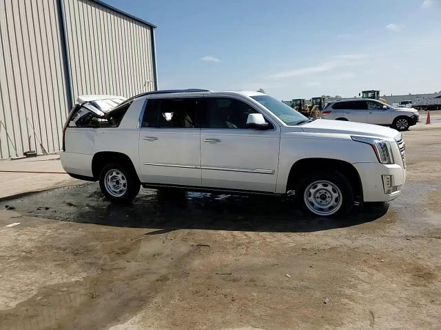 2019 Cadillac Escalade - Image 14