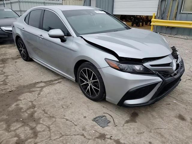2021 Toyota Camry - Image 10