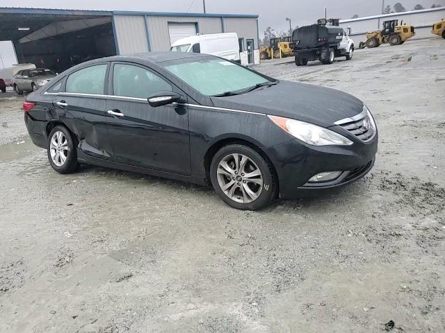 2011 Hyundai Sonata - Image 10