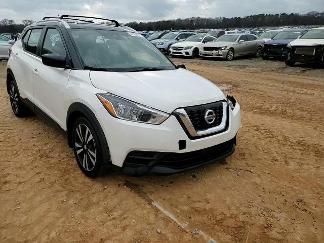 2020 Nissan Kicks - Image 16