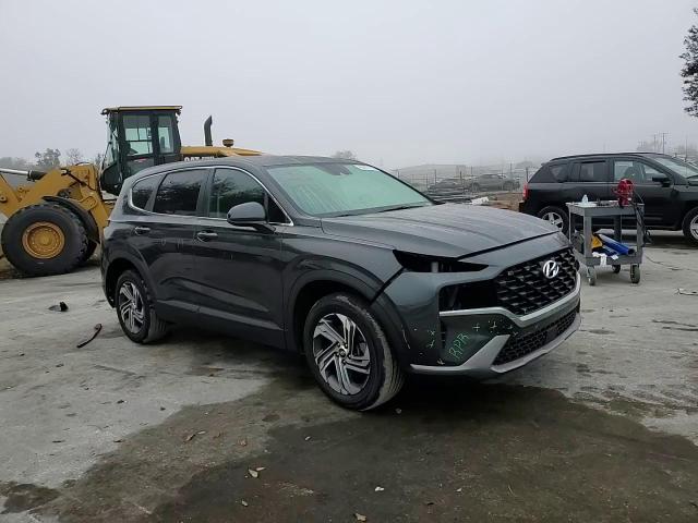 2021 Hyundai Santa Fe - Image 11
