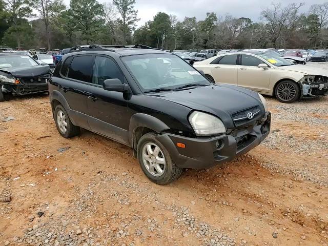 2005 Hyundai Tucson - Image 10