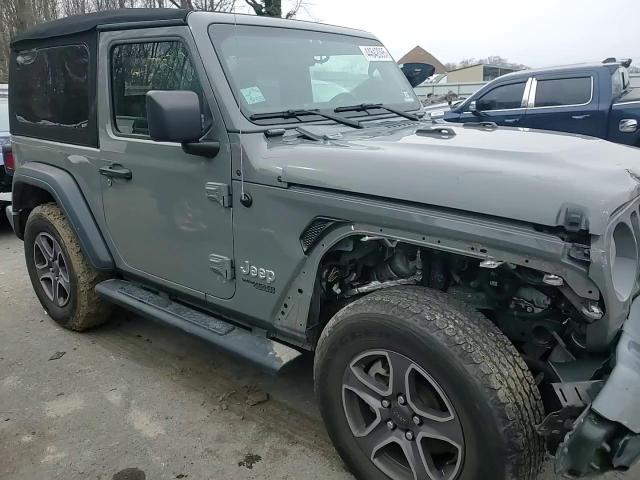 2019 Jeep Wrangler - Image 12