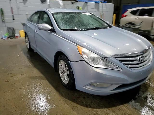 2013 Hyundai Sonata - Image 13