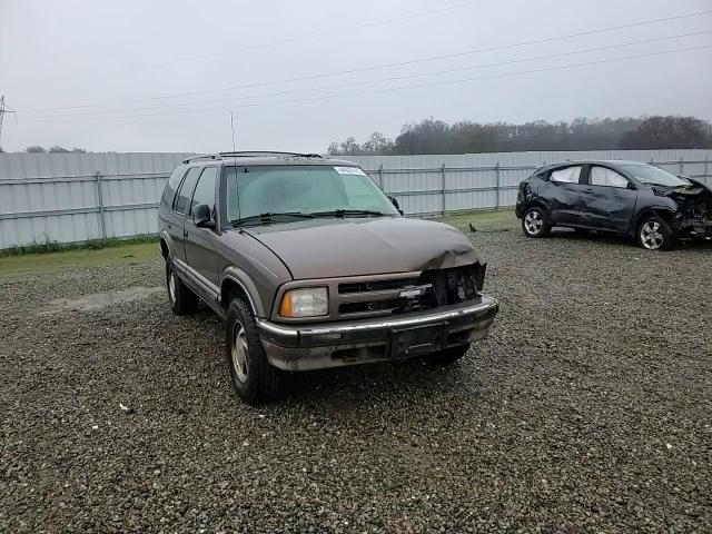 1997 Chevrolet Blazer VIN: 1GNDT13W4V2254280 Lot: 44920175