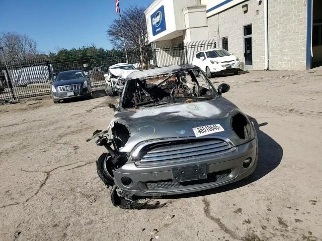 2010 MINI Cooper - Image 10