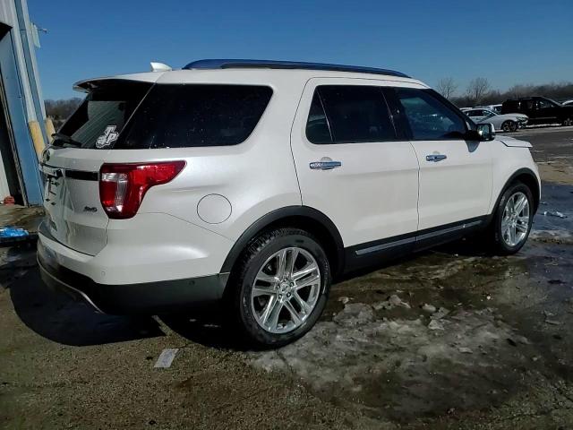 2017 Ford Explorer - Image 14