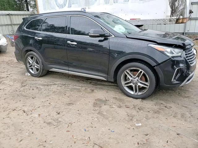 2017 Hyundai Santa Fe - Image 12