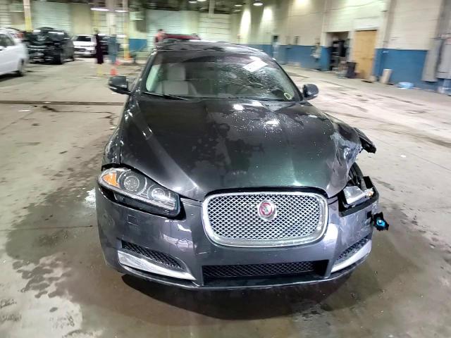 2015 Jaguar XF - Image 13