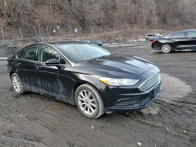 2017 Ford Fusion - Image 13