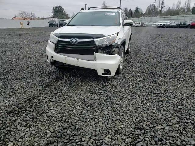 2015 Toyota Highlander - Image 12
