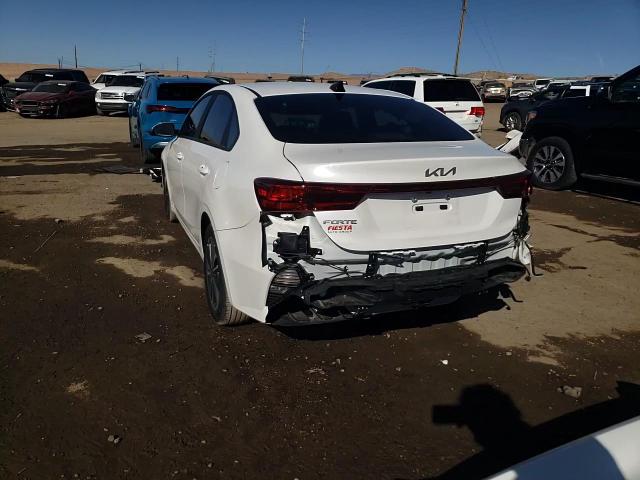 2024 Kia Forte - Image 14