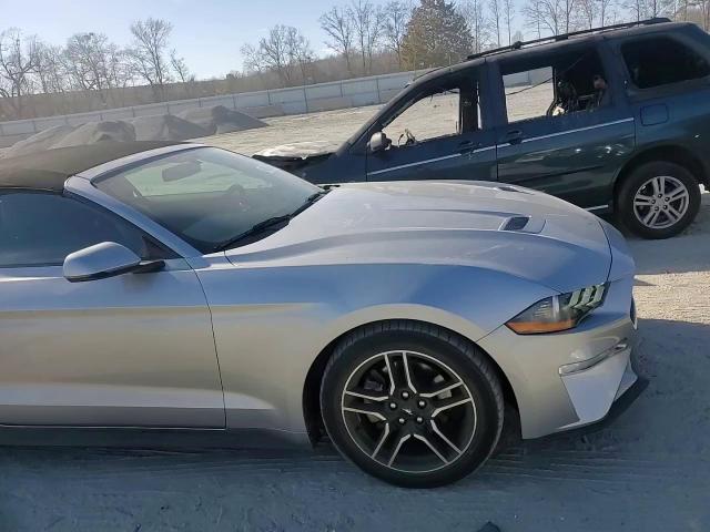 2020 Ford Mustang - Image 11