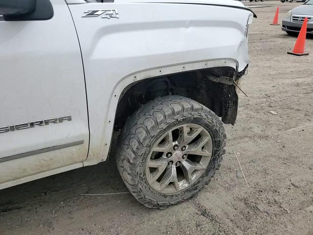 2015 GMC Sierra - Image 11