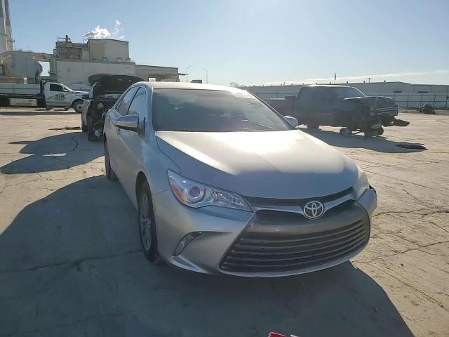 2015 Toyota Camry - Image 11