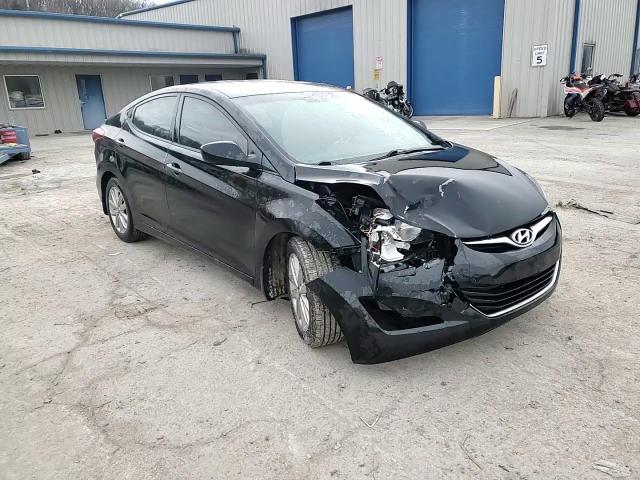2015 Hyundai Elantra - Image 13