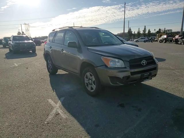 2011 Toyota RAV 4 - Image 12