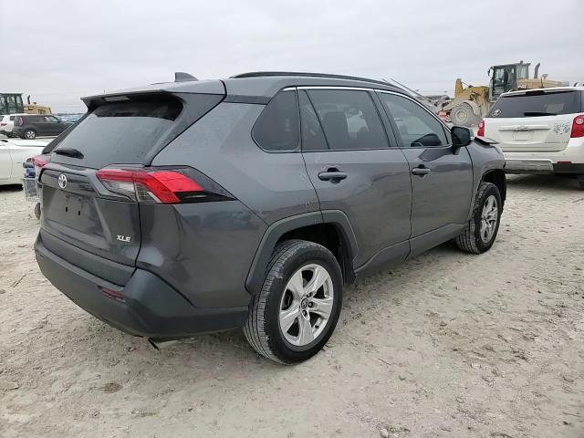 2020 Toyota RAV 4 - Image 12