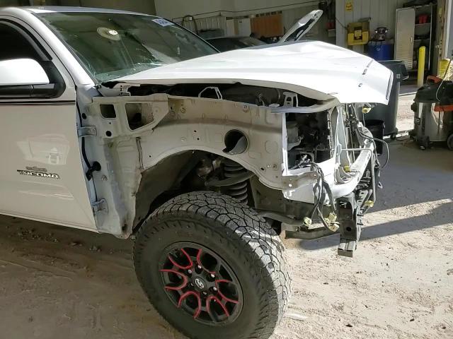 2021 Toyota Tacoma - Image 11