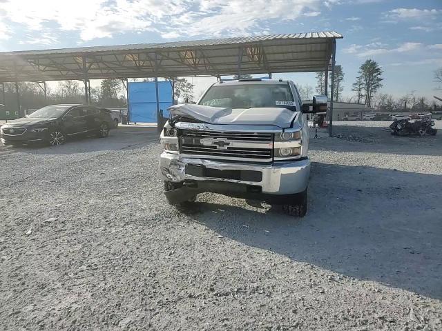 2016 Chevrolet Silverado - Image 10