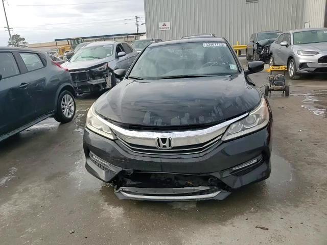 2016 Honda Accord - Image 13