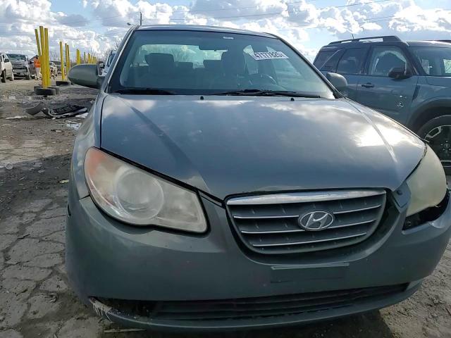 2010 Hyundai Elantra - Image 11