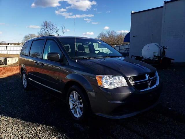 2016 Dodge Caravan - Image 14