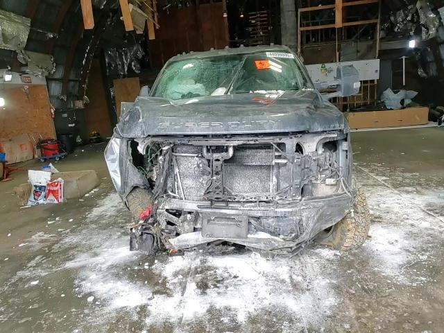 2019 Ford F250 - Image 11