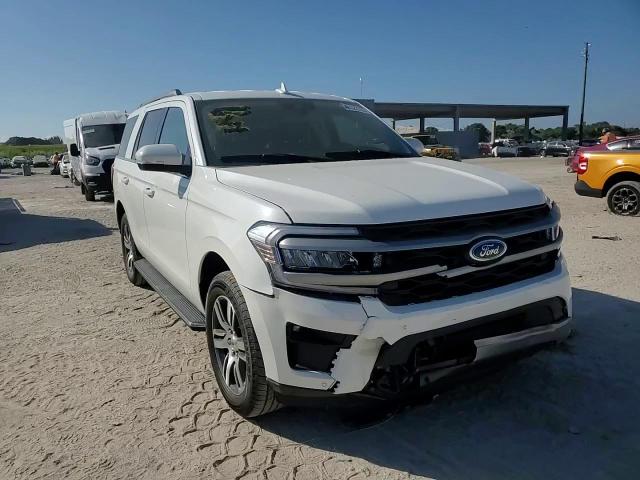 2023 Ford Expedition - Image 11