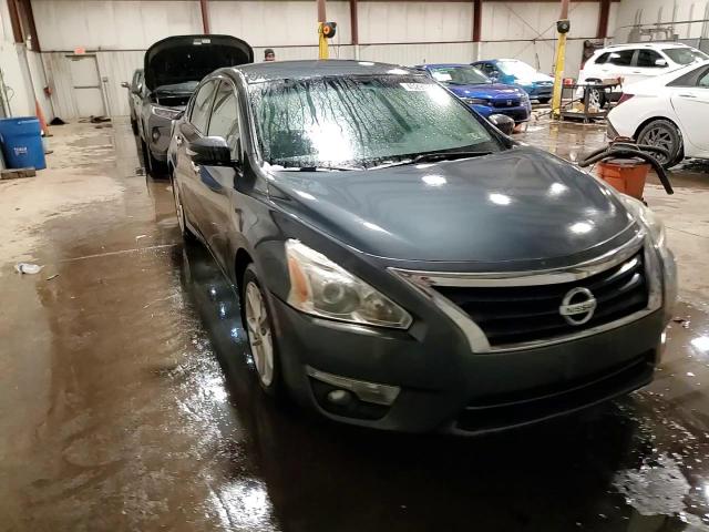 2013 Nissan Altima - Image 13