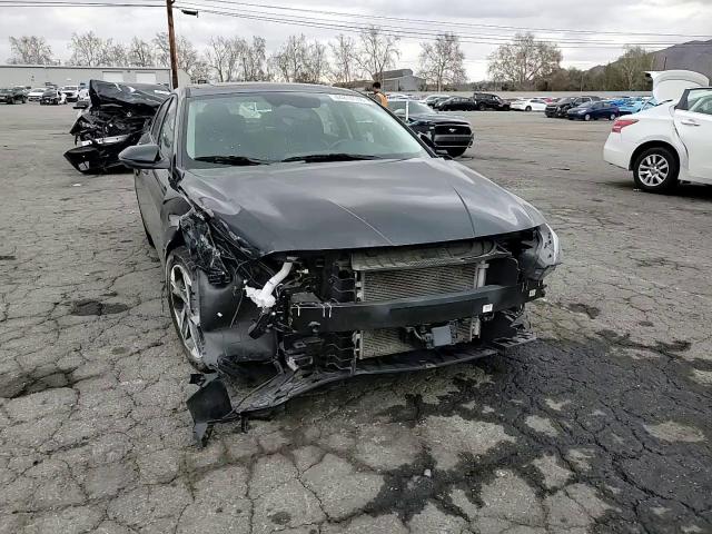 2022 Hyundai Elantra - Image 11