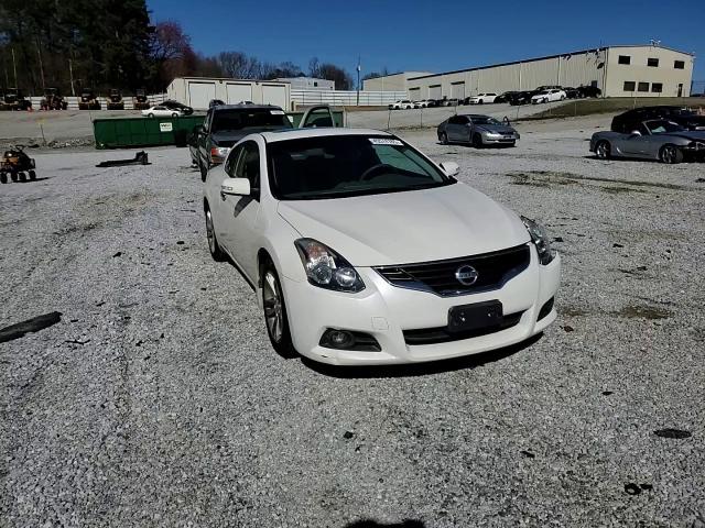 2010 Nissan Altima - Image 11